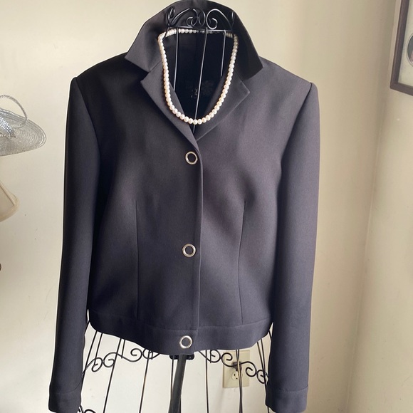 Women size 6p Snap Front Jacket - Picture 1 of 6